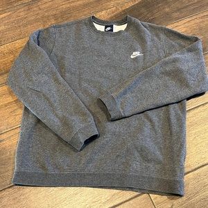 Men’s Nike L grey crewneck